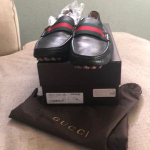 Authentic Gucci drivers!